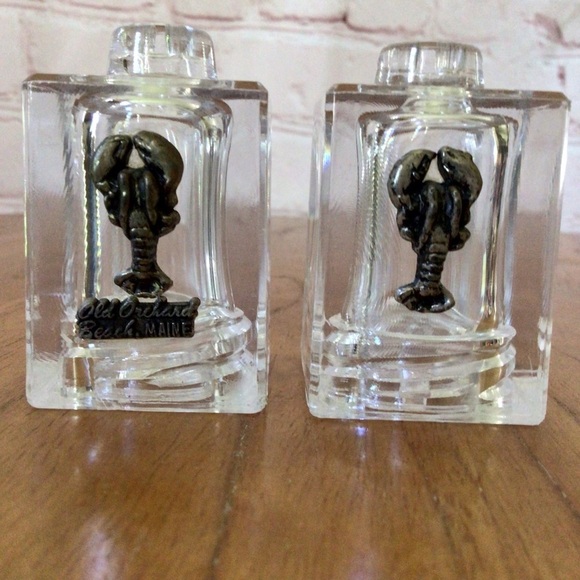 Vintage Lobster Old Orchard Beach, Maine Resin Salt and Pepper Shaker Pa… - Picture 2 of 7